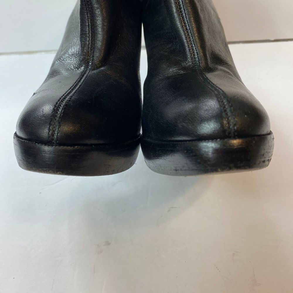 SOLD Tory Burch Lysa Leather & Chain Link Booties - Picture 5 of 16